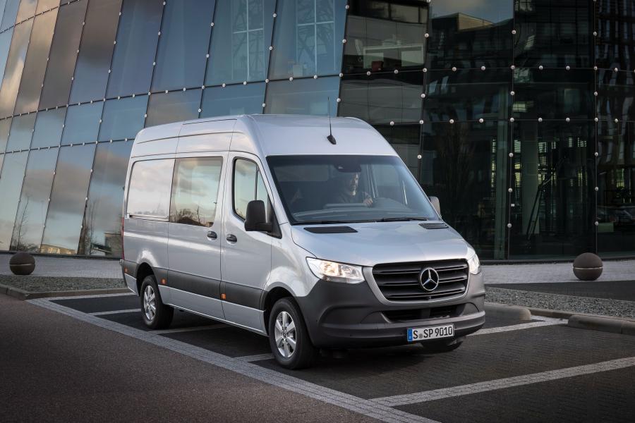  Mercedes-Benz Sprinter 319 CDI Panel Van 2018 года  (WW) (фото 1 из 17)